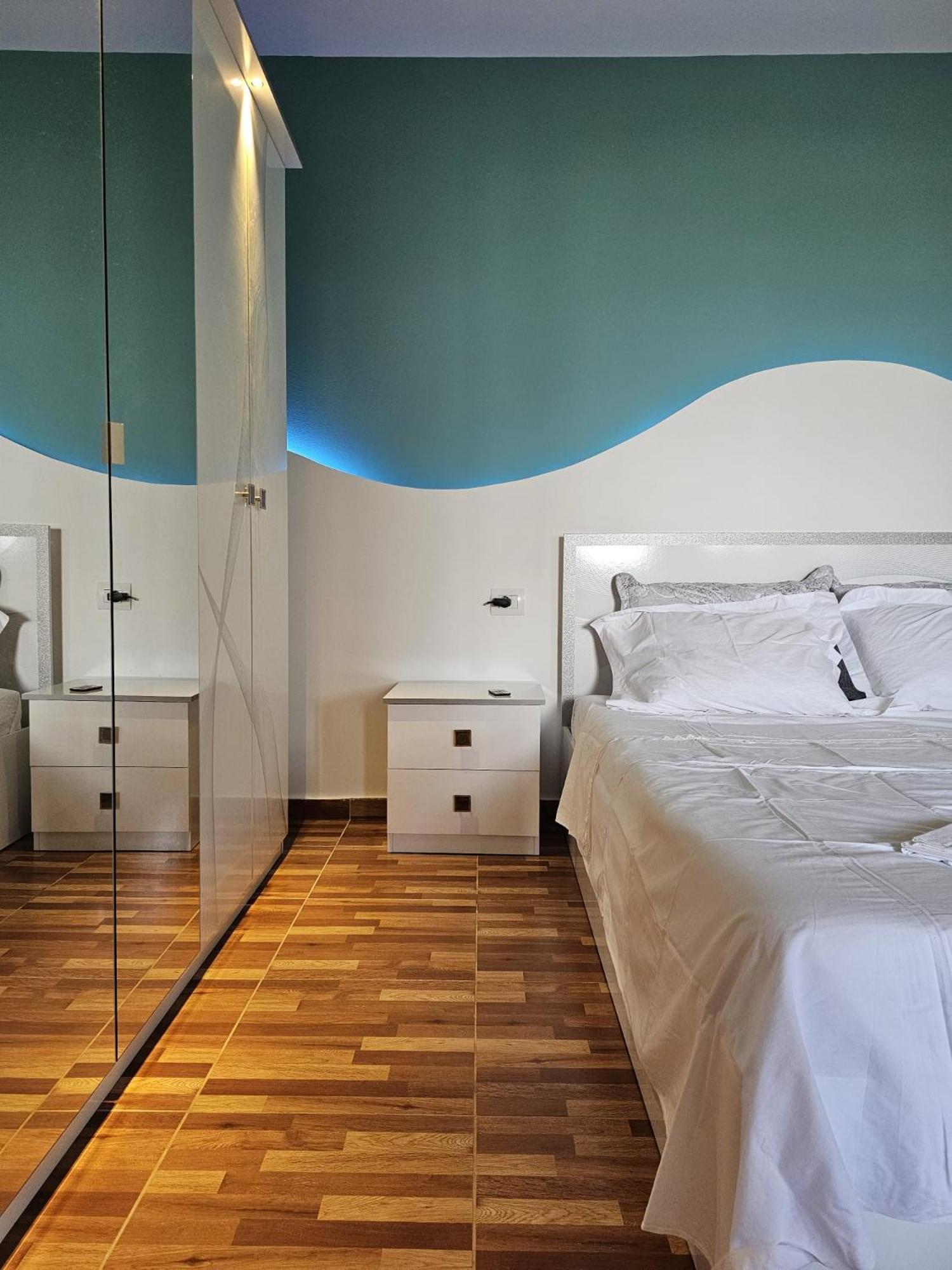 Gjirokastër Lemon Garden Apartment-Hot Tub Jacuzzi מראה חיצוני תמונה