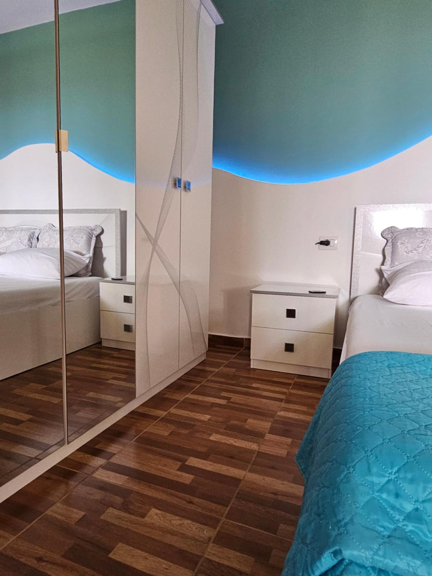 Gjirokastër Lemon Garden Apartment-Hot Tub Jacuzzi מראה חיצוני תמונה